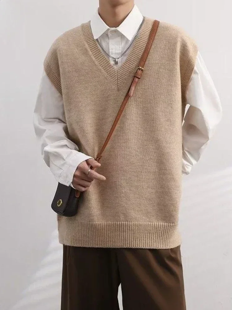 Vest Waistcoat Beige V Neck Kn - огляд і ціна Winter Clothing Trends