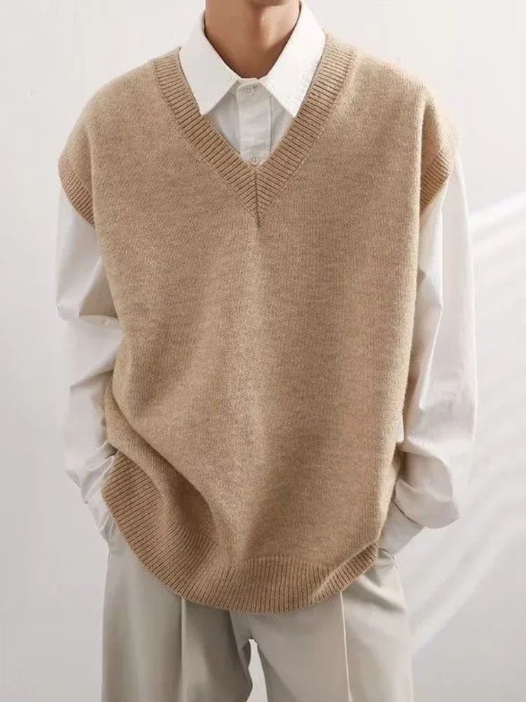 Vest Waistcoat Beige V Neck Kn - огляд і ціна Winter Clothing Trends