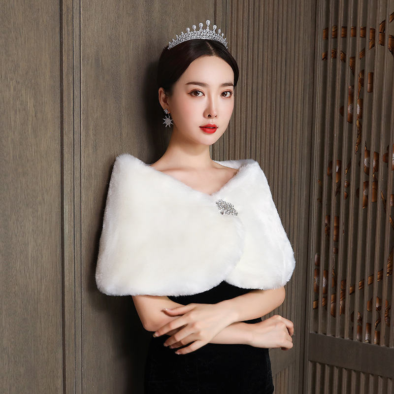 Women Bridal Shawl Wedding Cap - огляд і ціна Winter Clothing Essentials